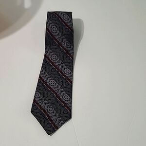 COUNTESS MARA Men's Necktie Neck Tie 100% Silk